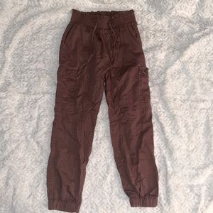 size small, vanilla star brown cargo joggers